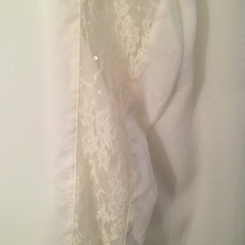 Express Cream Tunic Blouse with Lace‎ Sleeves, Size Small  EUC - Picture 3 of 3